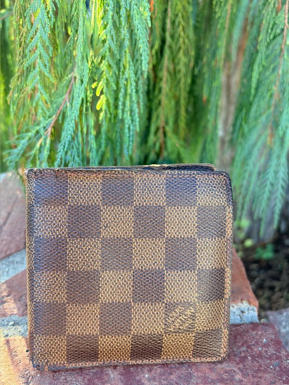 Louis Vuitton Damier Check Wallet Authentic 2006 Date-code